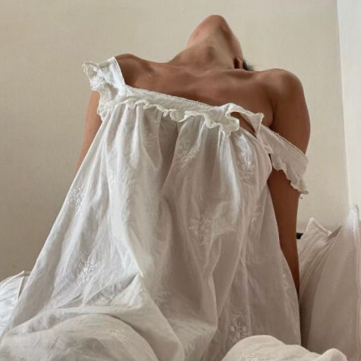 The 3 Principles of Dressing Like a Sultry Peasant